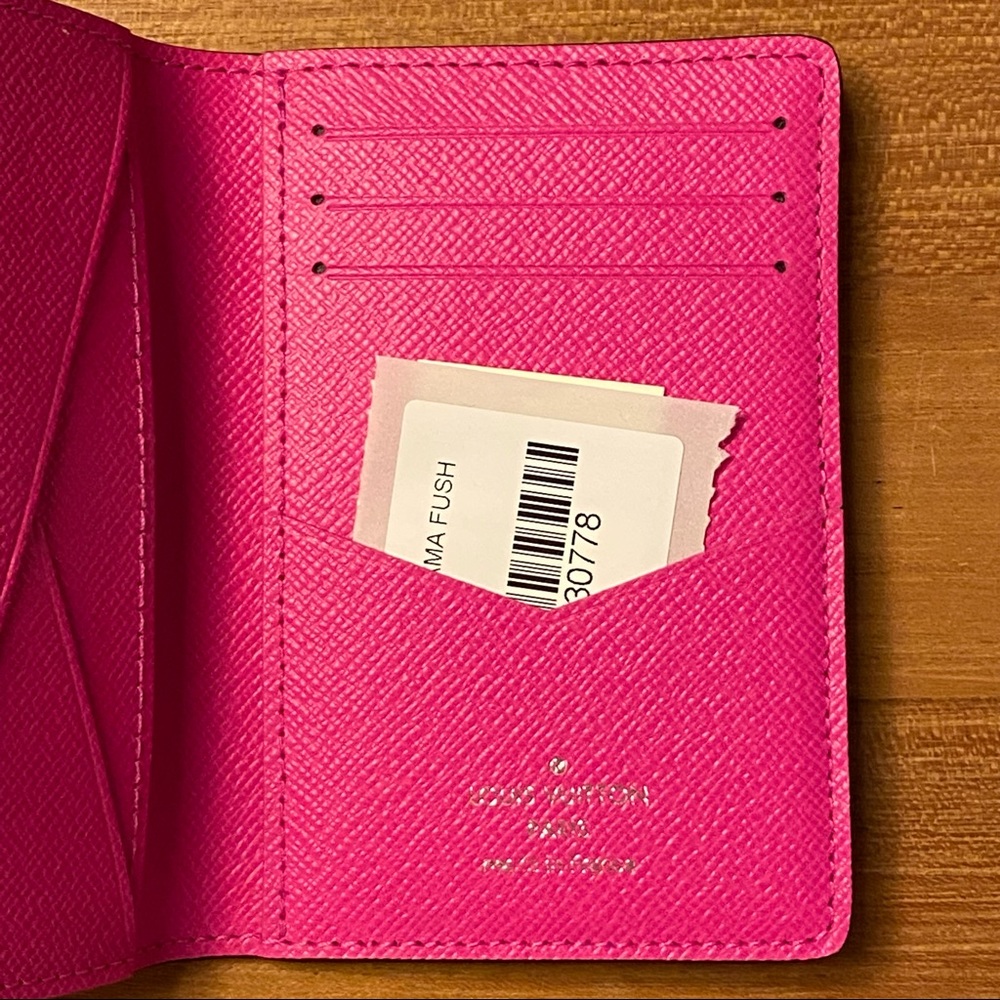 Louis Vuitton Taigarama fuchsia Pocket organizer - Picture 11 of 14